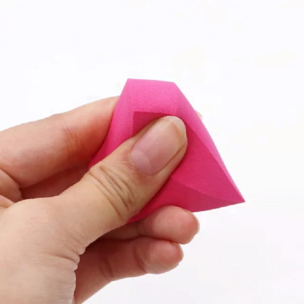 AY Diamond Shape Makeup Sponge Puff (Colour may Vary) - Pack of 1 Piece - Image 2